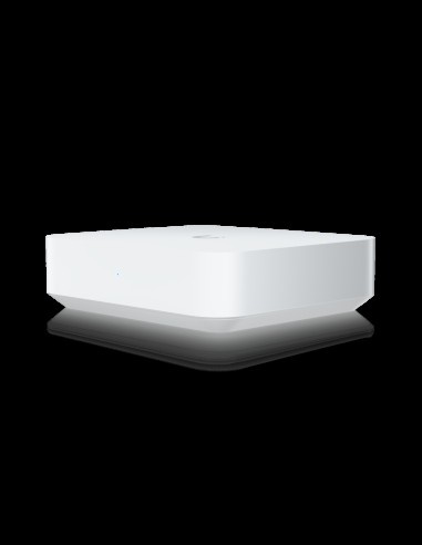 Ubiquiti Gateway Max комутатор...